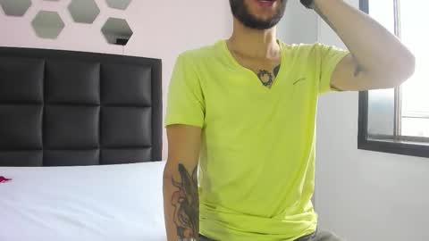 2_fire online show from December 18, 2025, 7:42 pm