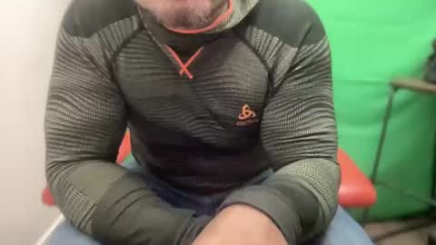 Snapshot of 2addictivelyhorny chatting on February 19, 2025, 4:22 pm Jake n Judy online show from February 19, 2025, 4:22 pm