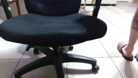 ThrillBilly online show from April 6, 2026, 10:44 pm