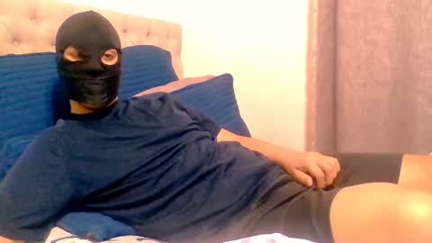2figram2 online show from January 11, 2025, 8:11 am