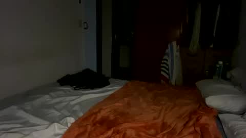 2littlefox online show from February 9, 2026, 2:04 am