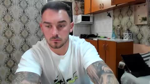 2sexymuscles online show from November 10, 2025, 10:31 pm