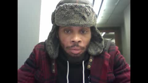 Snapshot of 2watchcock chatting on February 6, 2025, 12:43 am Str8 Edge online show from February 6, 2025, 12:43 am