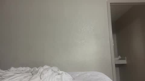 GamerBaddieLux online show from November 11, 2025, 3:56 pm