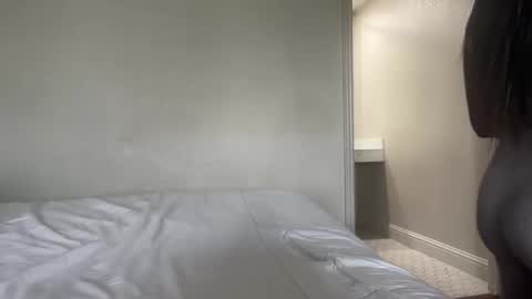 GamerBaddieLux online show from November 14, 2025, 8:29 pm