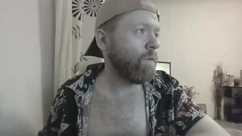 Snapshot of 33uk3 chatting on November 20, 2025, 7:46 pm 33UK online show from November 20, 2025, 7:46 pm