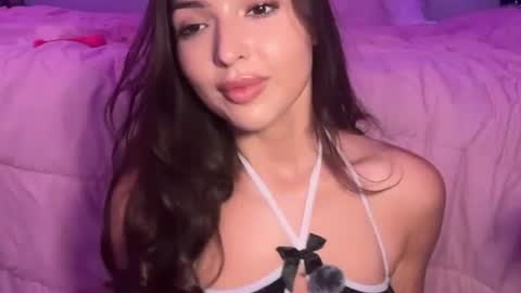 Venus Raee online show from June 19, 2026, 8:12 pm