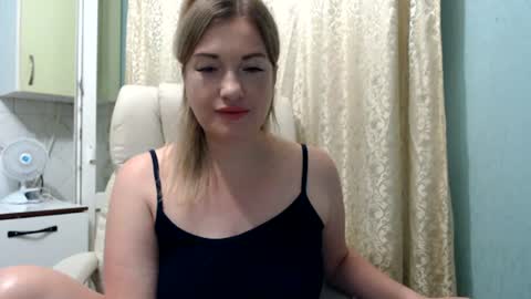 3sweetcandy3 online show from June 22, 2026, 10:51 pm