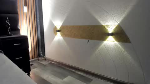 3X NAXAA online show from October 19, 2025, 1:01 pm