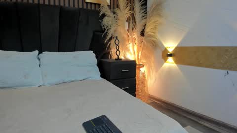 3X NAXAA online show from January 18, 2026, 1:04 pm