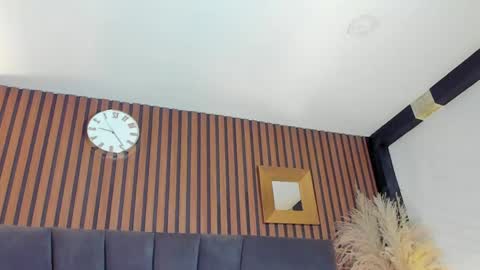 3X NAXAA online show from April 16, 2026, 1:23 pm