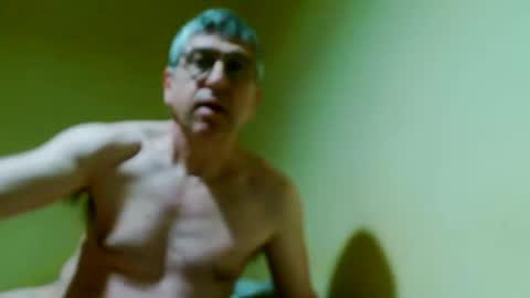 Snapshot of 41bigdick41 chatting on April 29, 2026, 4:27 am 41bigdick41 online show from April 29, 2026, 4:27 am