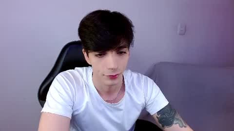 420_user online show from June 19, 2026, 5:34 am