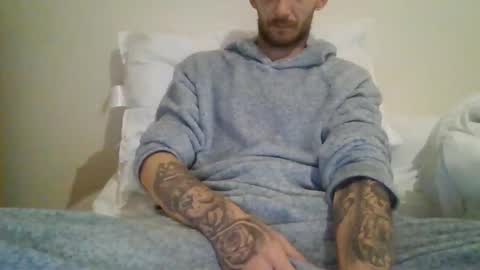 420feetloverr420 online show from October 5, 2025, 8:51 pm