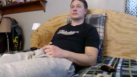 Snapshot of 420st chatting on November 8, 2025, 5:45 pm font size 3 FUN WITH DICK AND MARY JANEfont online show from November 8, 2025, 5:45 pm