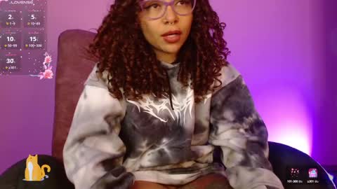 Snapshot of 420viol3ta_ chatting on February 19, 2025, 9:39 am Violeta online show from February 19, 2025, 9:39 am