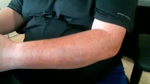 4bgdaddyks online show from September 30, 2025, 2:33 pm