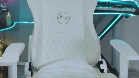 Andrew online show from December 4, 2024, 6:11 am