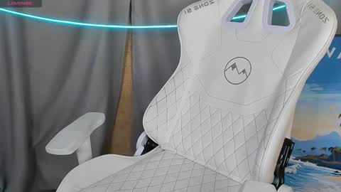 Andrew online show from November 5, 2025, 6:24 am