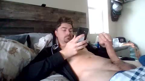 69alldaylong1 online show from November 11, 2025, 5:02 pm