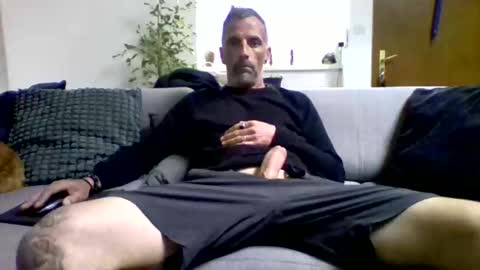 Num online show from April 12, 2026, 4:34 pm