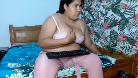 Snapshot of 69smallstar chatting on February 20, 2026, 12:27 pm star online show from February 20, 2026, 12:27 pm