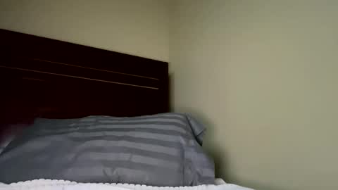 Snapshot of 6incher_lb chatting on November 19, 2025, 6:46 am 6incher LB online show from November 19, 2025, 6:46 am