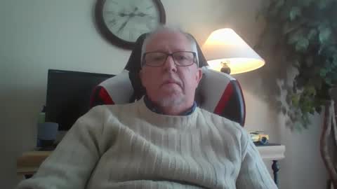 72funguy71 online show from December 13, 2024, 7:32 pm