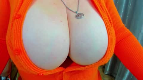 Snapshot of 777_brendi_777 chatting on November 1, 2025, 8:27 am Brendi online show from November 1, 2025, 8:27 am