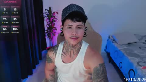 Stefan online show from October 16, 2025, 11:06 pm