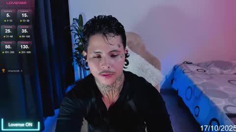 Stefan online show from October 17, 2025, 11:51 pm