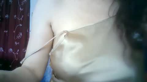 Lilu online show from February 25, 2026, 10:25 am