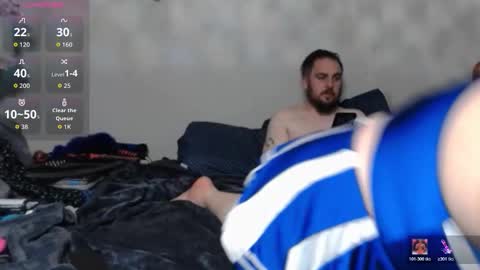 Snapshot of 7_inch_hole_punch chatting on March 3, 2026, 5:02 am 7inch hole punch online show from March 3, 2026, 5:02 am