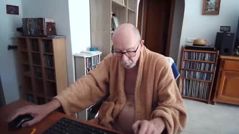 Snapshot of 7thsojourn chatting on April 30, 2026, 8:09 am Papi online show from April 30, 2026, 8:09 am