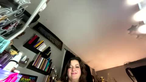 Snapshot of 88heygirlhey88 chatting on November 5, 2025, 8:47 am That girl online show from November 5, 2025, 8:47 am