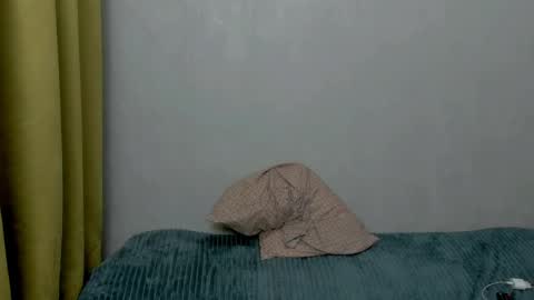 8_altair_8 online show from March 7, 2025, 12:01 pm