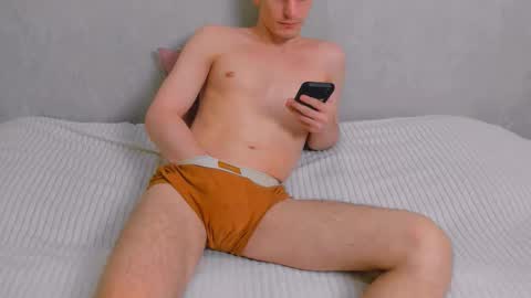 8_altair_8 online show from October 10, 2025, 2:38 pm