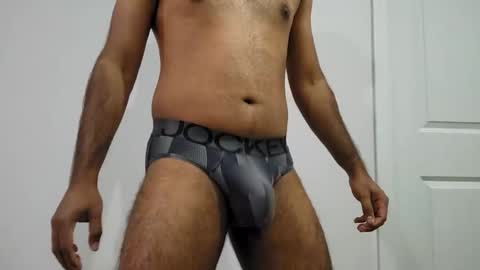 8inch_desi online show from February 9, 2026, 4:49 am