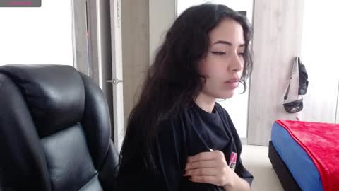 Addison  online show from December 20, 2024, 5:51 pm