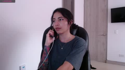 Addison  online show from December 24, 2024, 9:33 pm