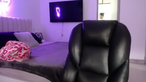 Addison  online show from February 22, 2025, 9:37 pm