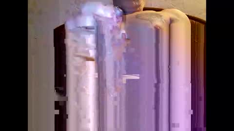 Snapshot of 8x_larry_x8 chatting on March 1, 2026, 11:40 pm Invictus hornydad online show from March 1, 2026, 11:40 pm