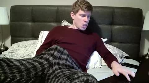 9thick88 online show from December 19, 2024, 4:02 pm