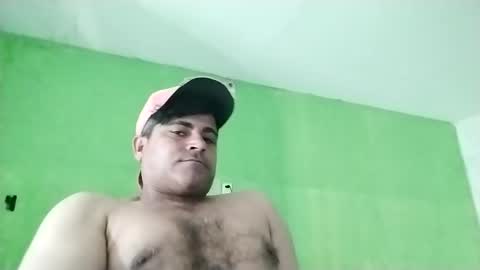 9vinhocamshow online show from December 6, 2024, 5:33 pm
