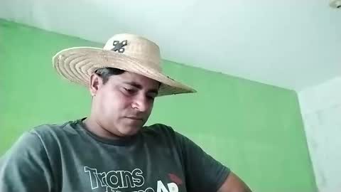 9vinhocamshow online show from December 13, 2024, 11:34 am