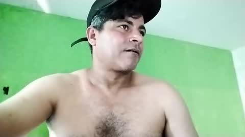 9vinhocamshow online show from December 23, 2024, 5:43 pm