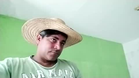 9vinhocamshow online show from December 25, 2024, 11:54 am