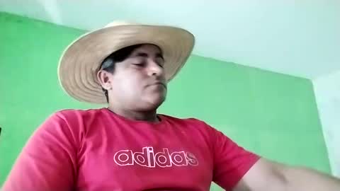 9vinhocamshow online show from January 1, 2025, 11:49 am