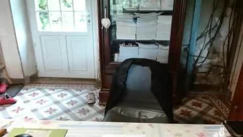 _123_voyeur_ online show from September 12, 2025, 9:20 am