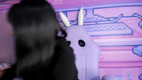 Alice  online show from October 30, 2025, 3:08 am